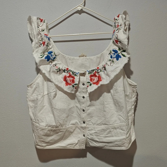 Pilcro Embellished Ruffle Collar Top 3X White Embroidery Rose Bird Cropped - Picture 3 of 8